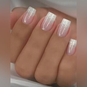 Silver Glitter Short Square Nail Kit | 24-Piece Press-On | New